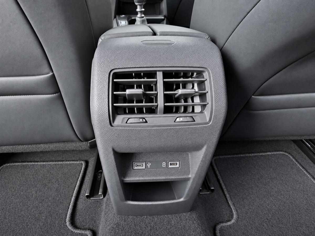 peugeot-308-1-5-bluehdi-2022-diesel-1499cc