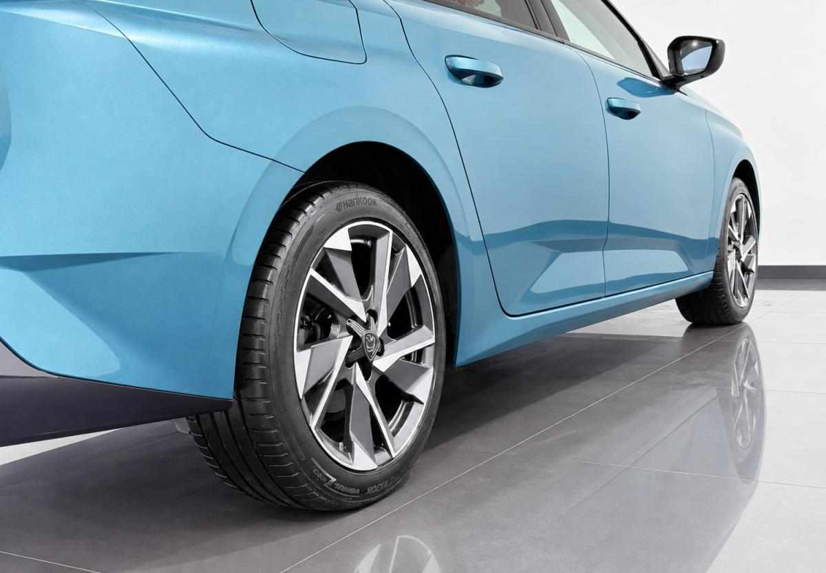 peugeot-308-1-5-bluehdi-2022-diesel-1499cc