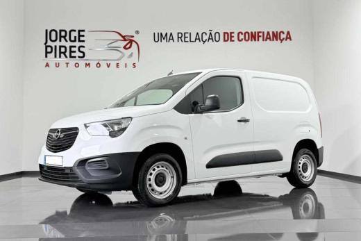 opel-combo-1-5-2021-diesel-1499cc