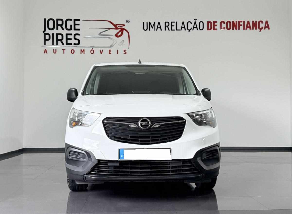 opel-combo-1-5-2021-diesel-1499cc