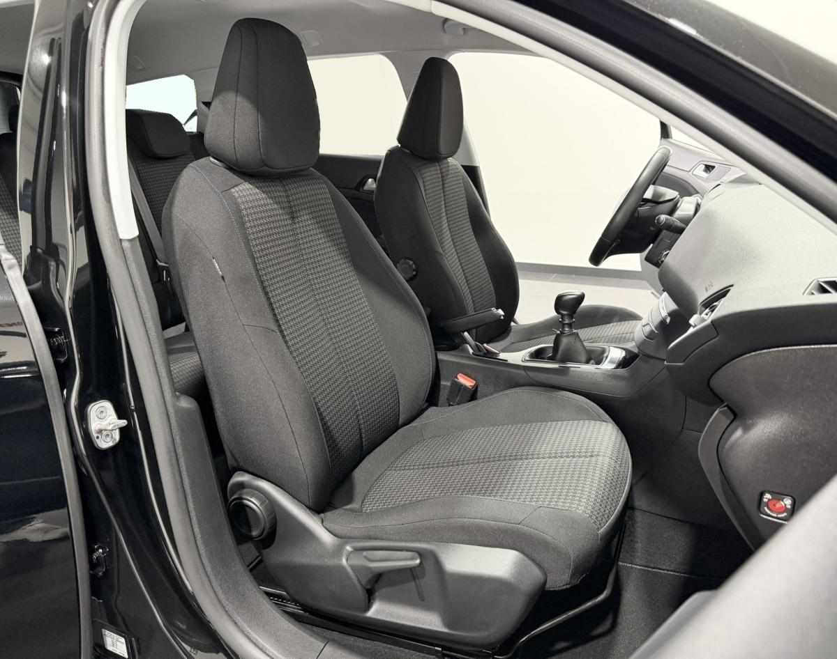 peugeot-308-1-5-bluehdi-2021-diesel-1499cc