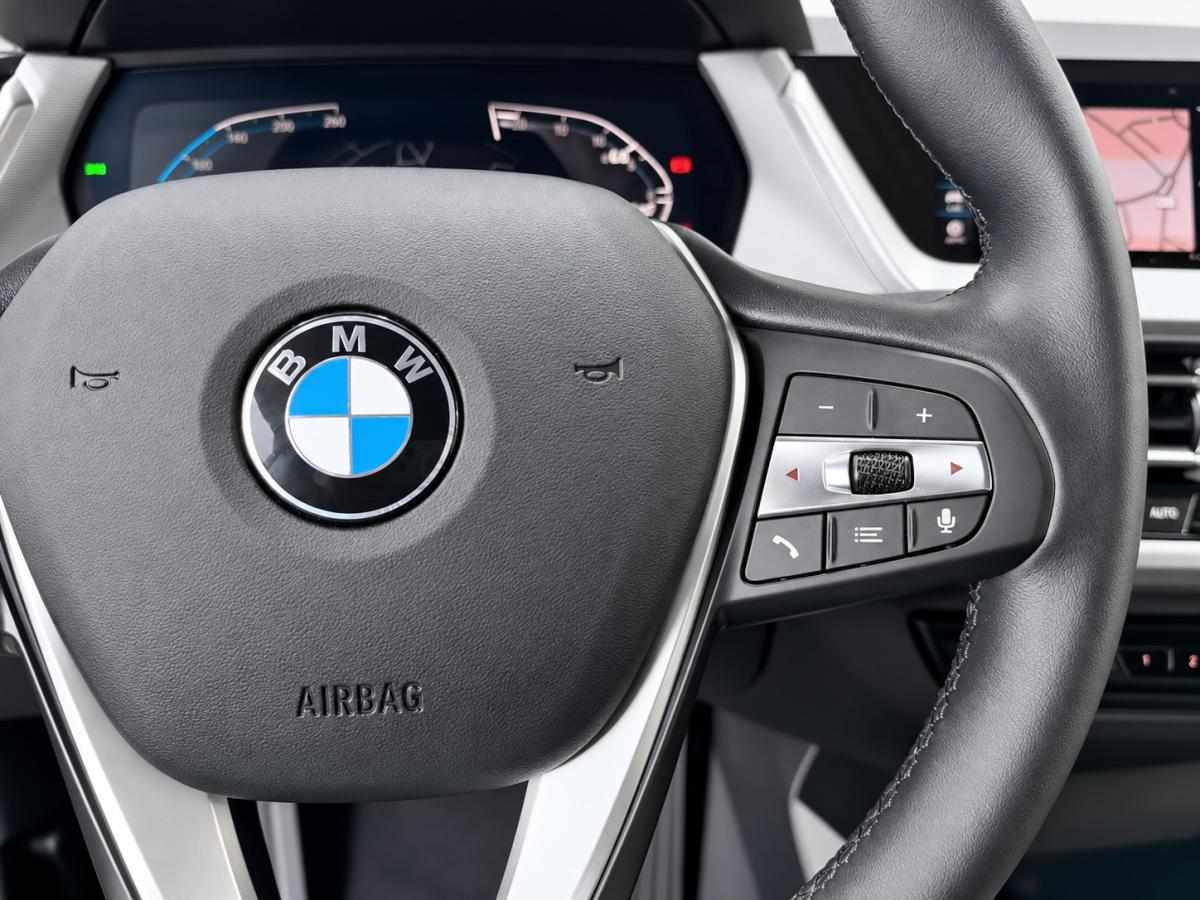 bmw-serie-2-216d-2023-diesel-1496cc