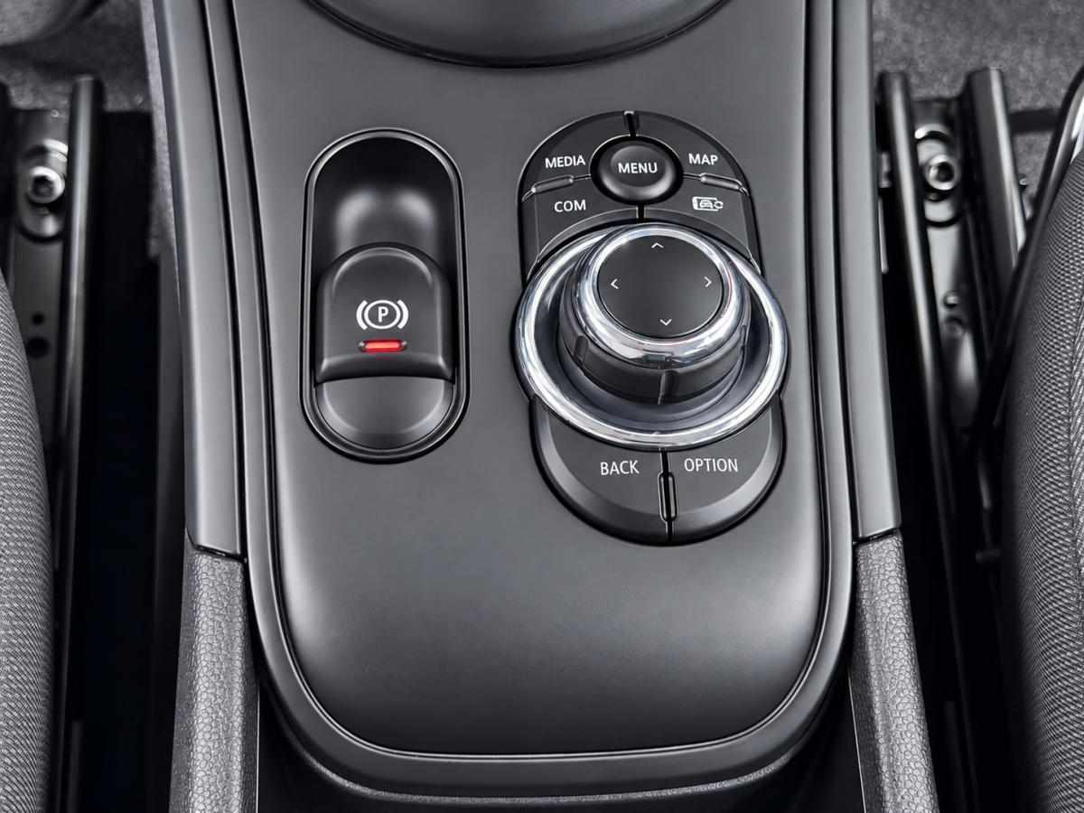 mini-countryman-1-5-d-2022-diesel-1496cc