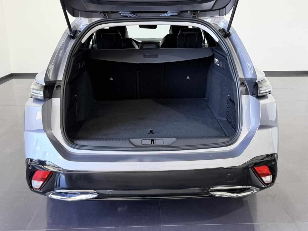 peugeot-308-1-6-hybrid-2023-gasolina-1598cc