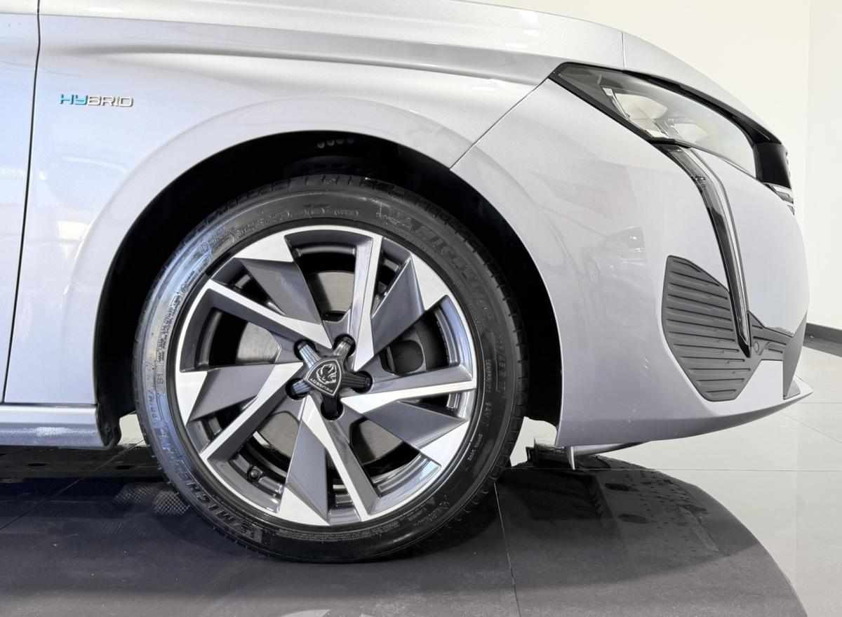 peugeot-308-1-6-hybrid-2023-gasolina-1598cc
