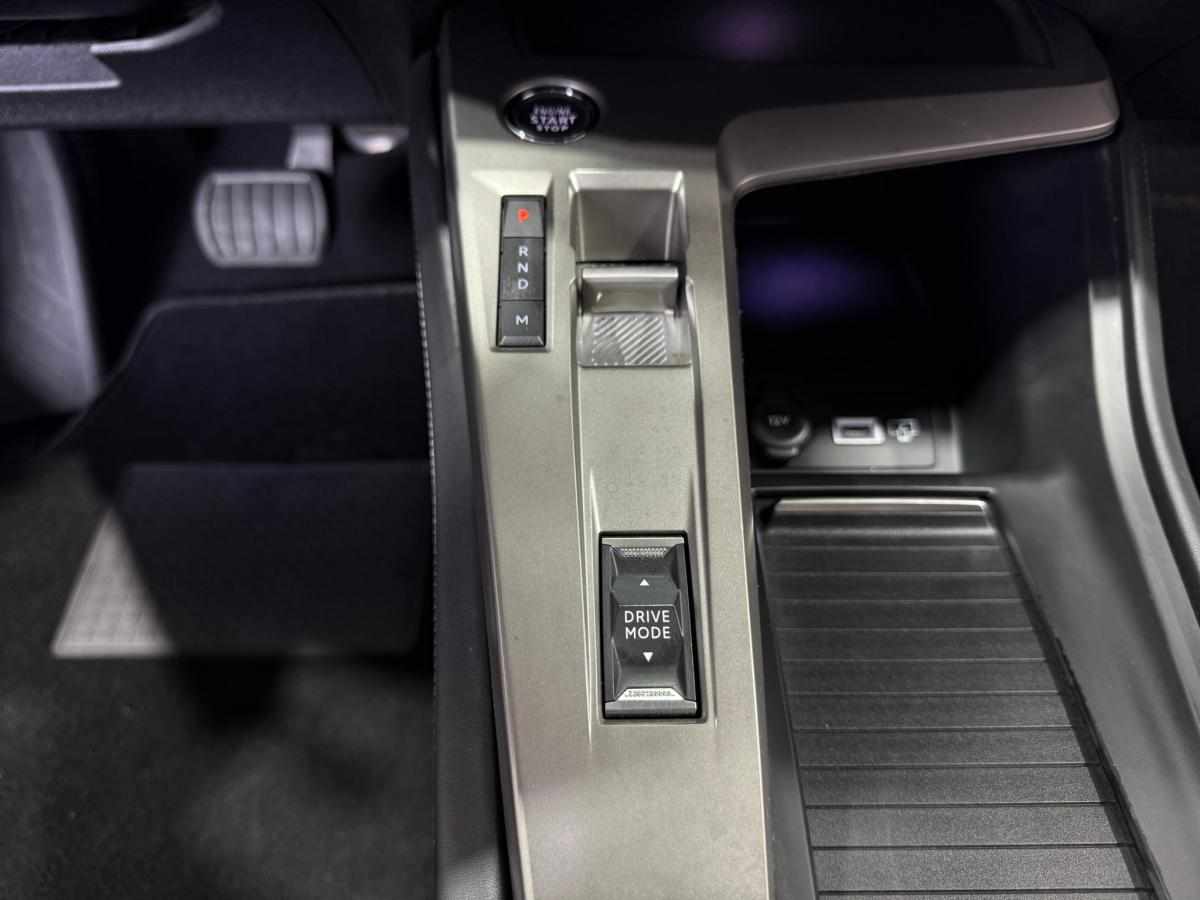 peugeot-308-1-6-hybrid-2023-gasolina-1598cc