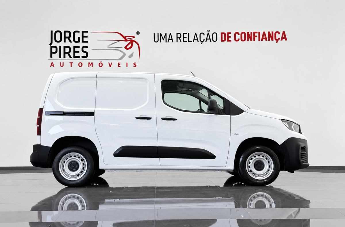 peugeot-partner-1-5-bluehdi-2022-diesel-1499cc