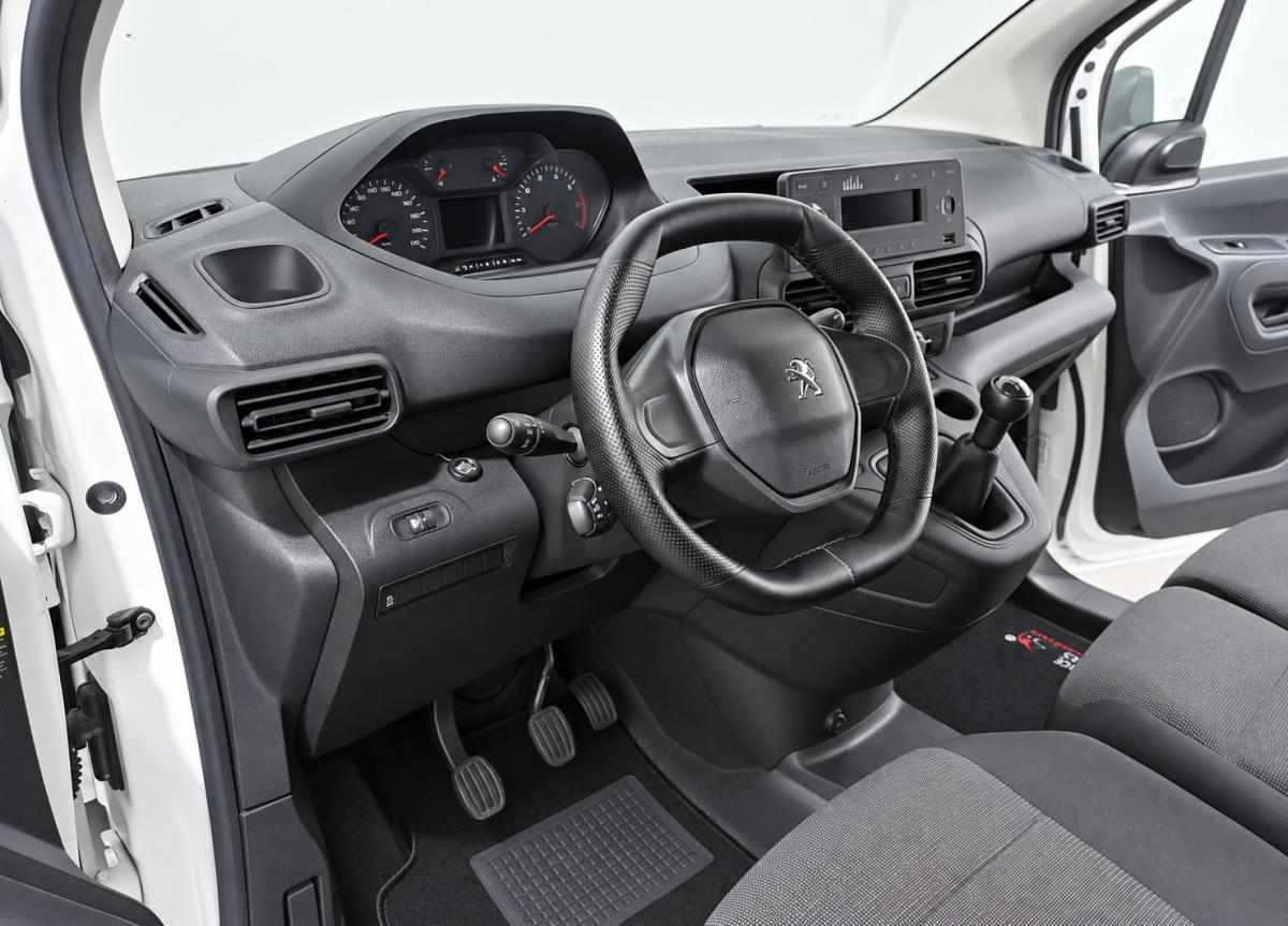 peugeot-partner-1-5-bluehdi-2022-diesel-1499cc