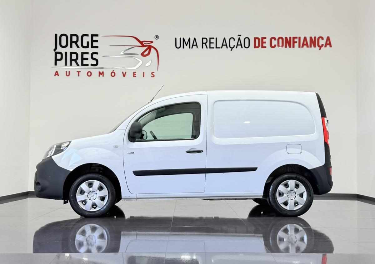 renault-kangoo-22-kwh-2021-eletrico
