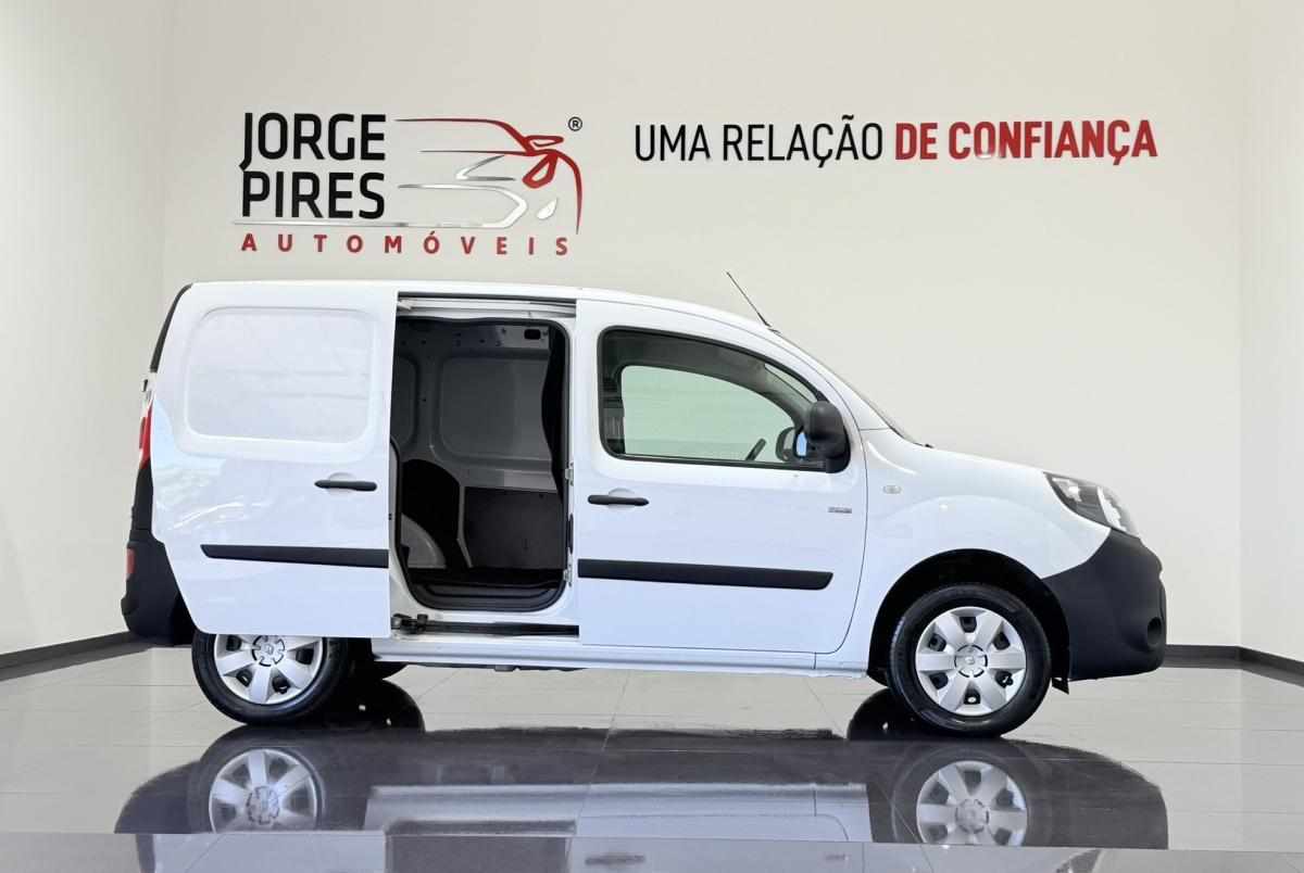 renault-kangoo-22-kwh-2021-eletrico