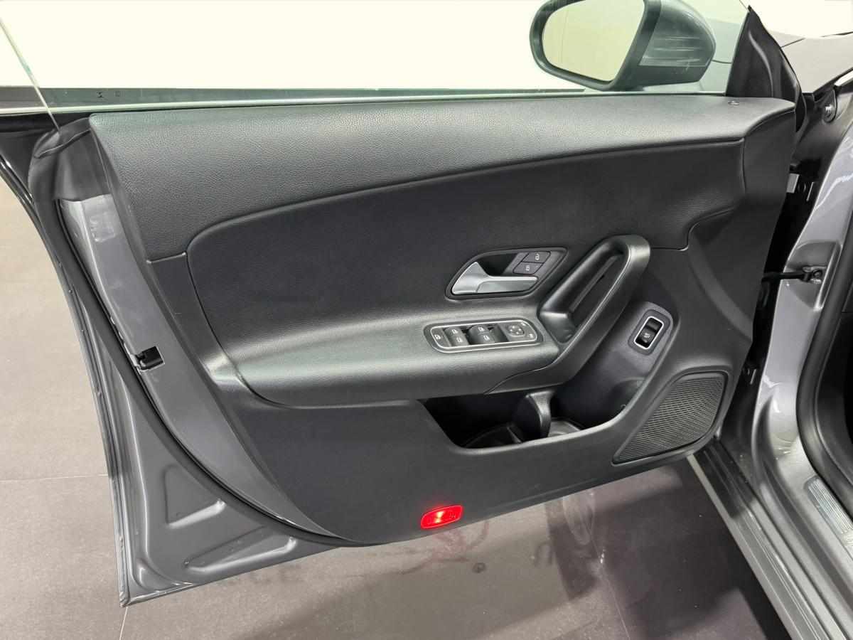 mercedes-benz-cla-200-d-2021-diesel-1950cc