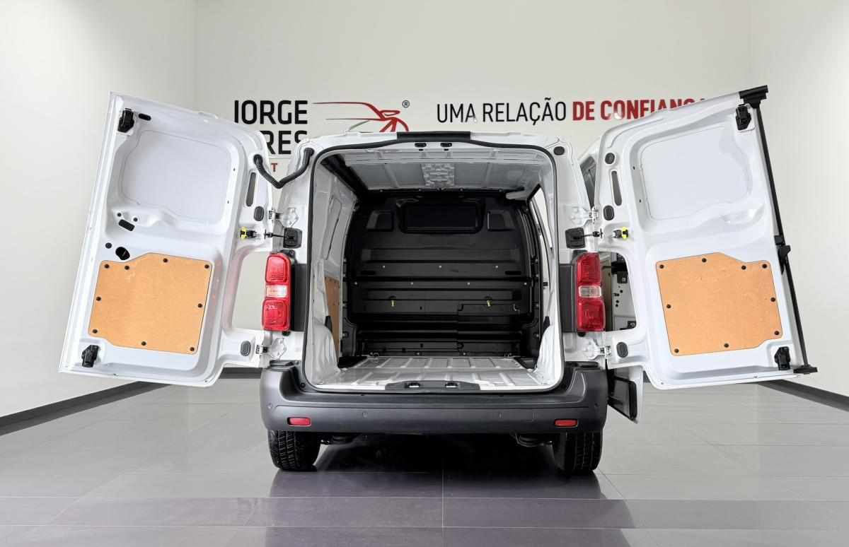 peugeot-expert-1-5-bluehdi-2024-diesel-1499cc