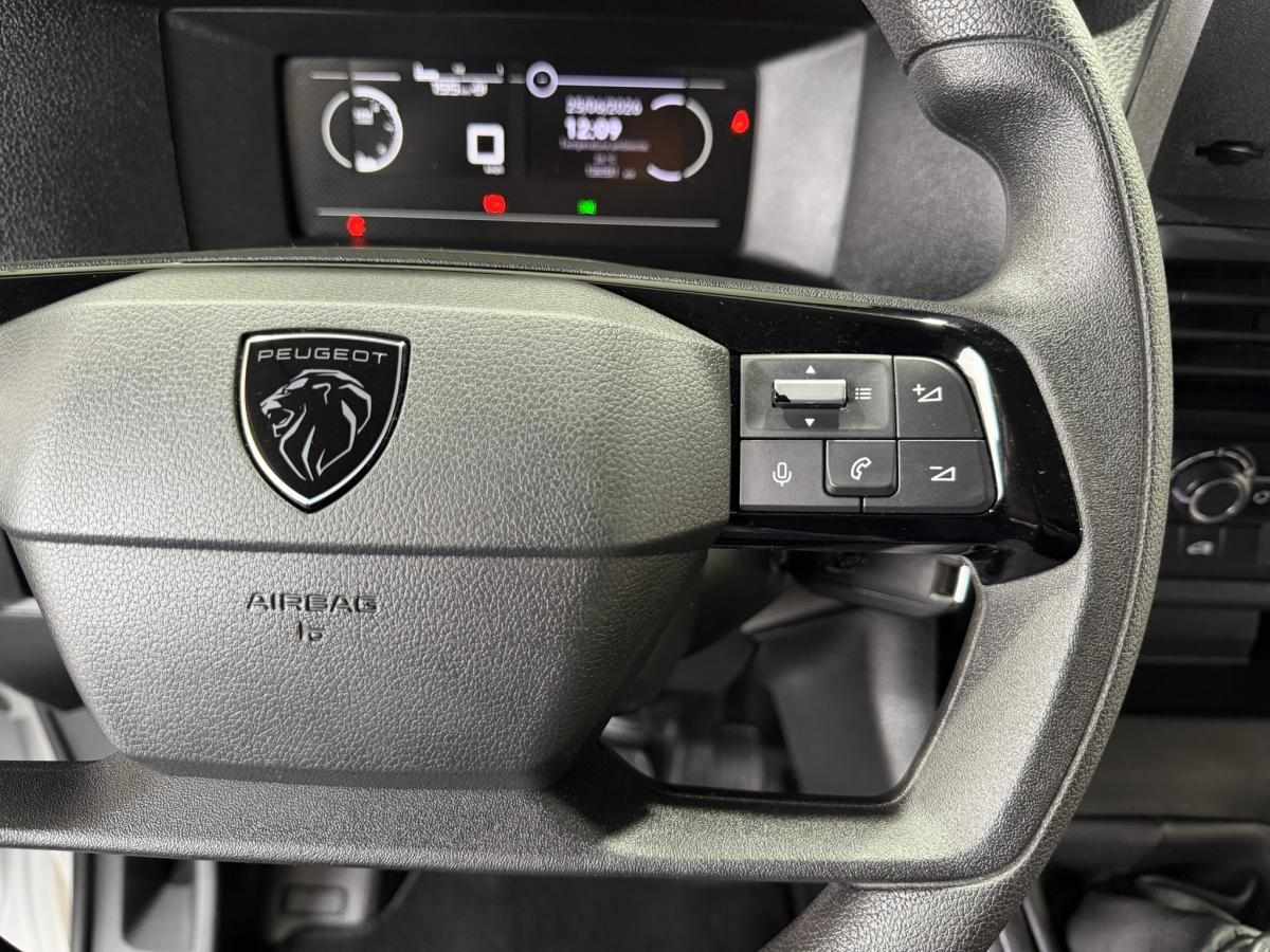peugeot-expert-1-5-bluehdi-2024-diesel-1499cc