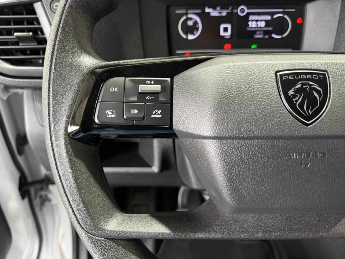 peugeot-expert-1-5-bluehdi-2024-diesel-1499cc