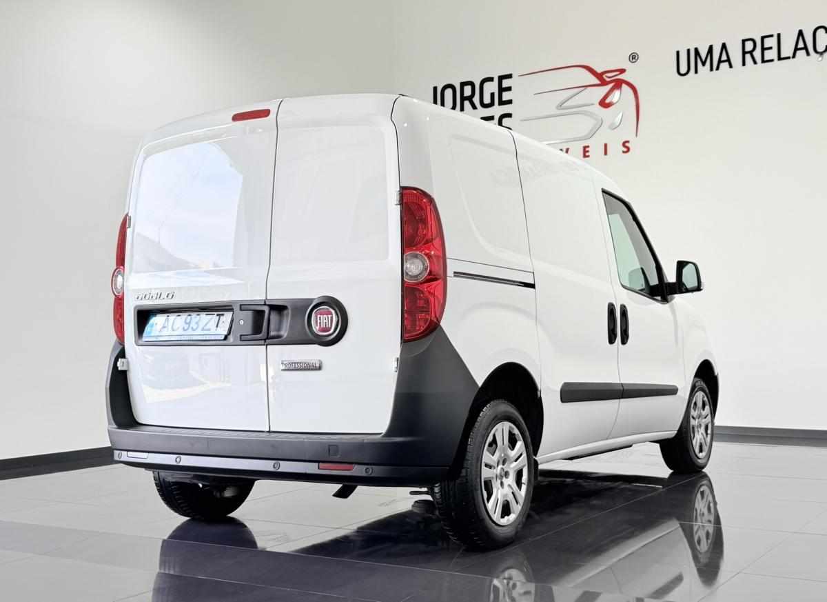 fiat-doblo-1-2-95cv-2020-diesel-1248cc