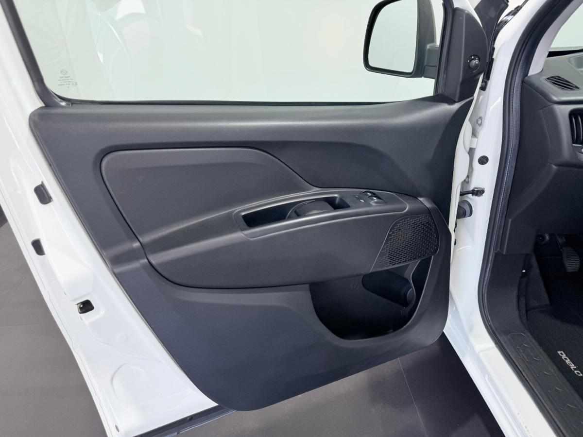 fiat-doblo-1-2-95cv-2020-diesel-1248cc