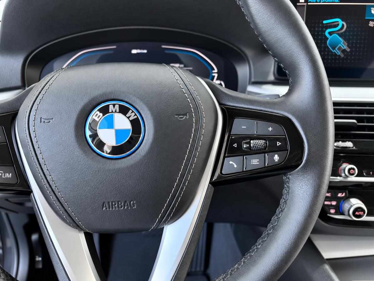 bmw-serie-5-520i-2022-gasolina-1998cc