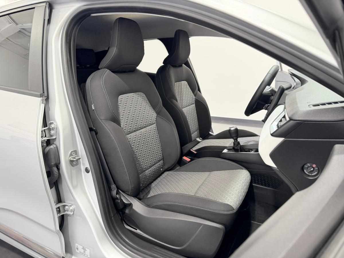 renault-clio-1-0-tce-2023-gasolina-999cc