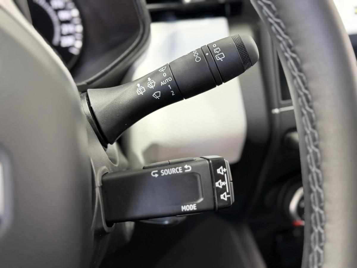 renault-clio-1-0-tce-2023-gasolina-999cc
