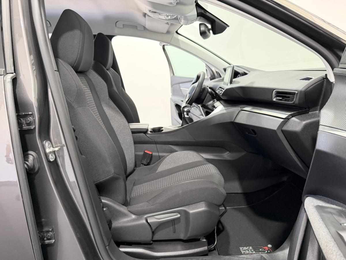 peugeot-3008-1-5-bluehdi-2022-diesel-1499cc