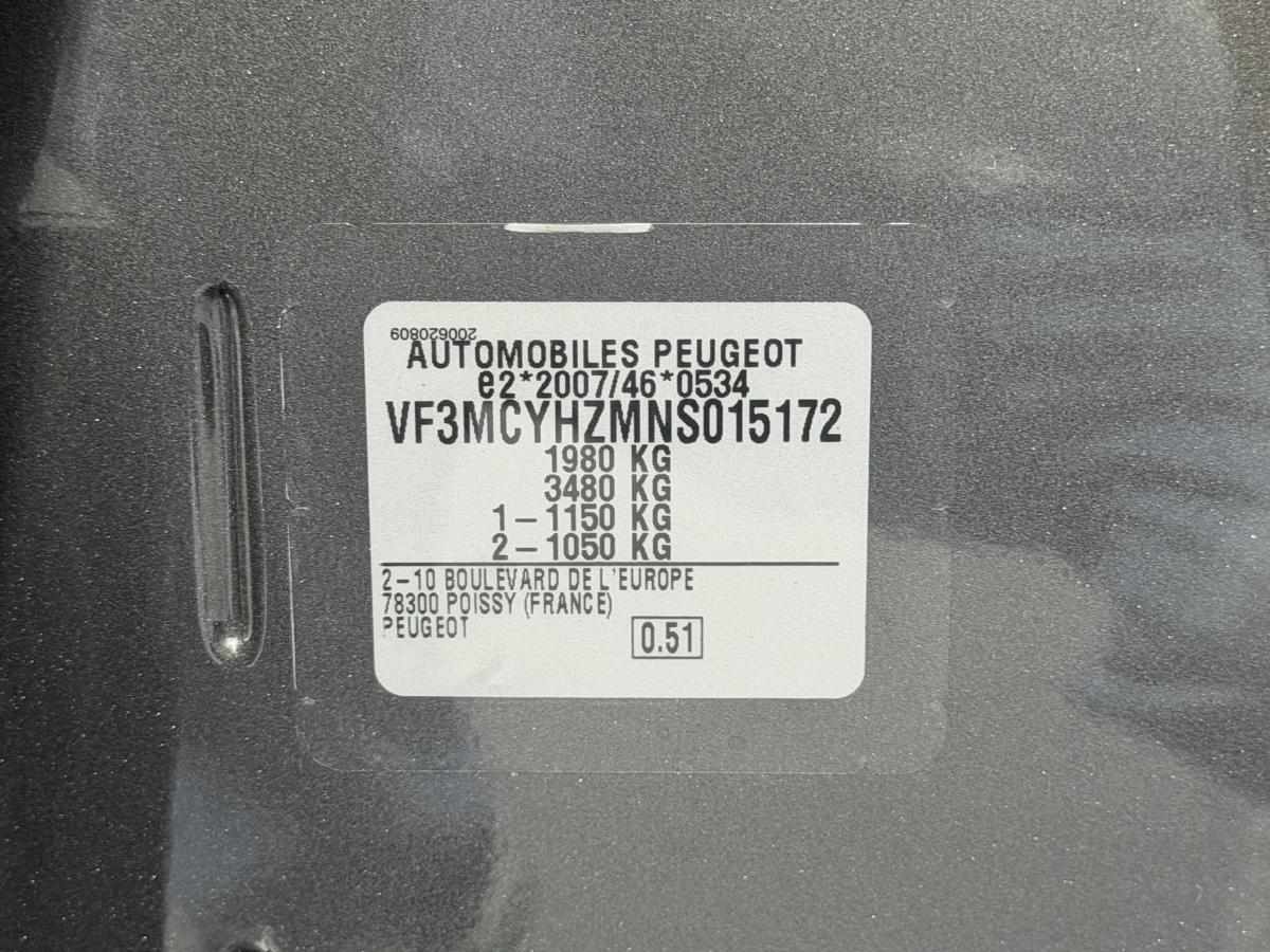 peugeot-3008-1-5-bluehdi-2022-diesel-1499cc