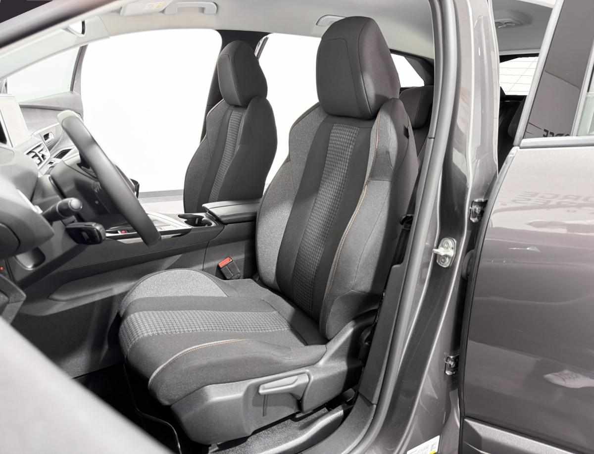 peugeot-3008-1-5-bluehdi-2022-diesel-1499cc