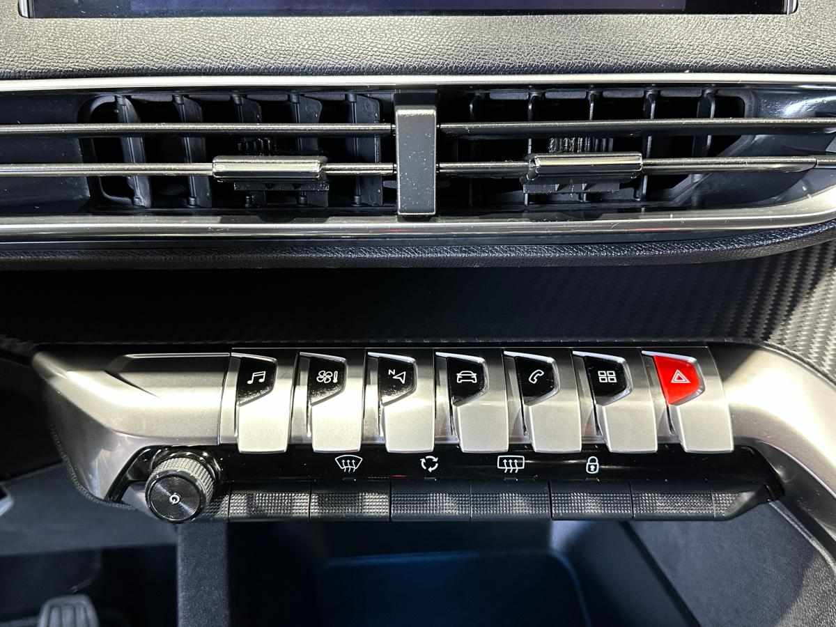 peugeot-3008-1-5-bluehdi-2022-diesel-1499cc