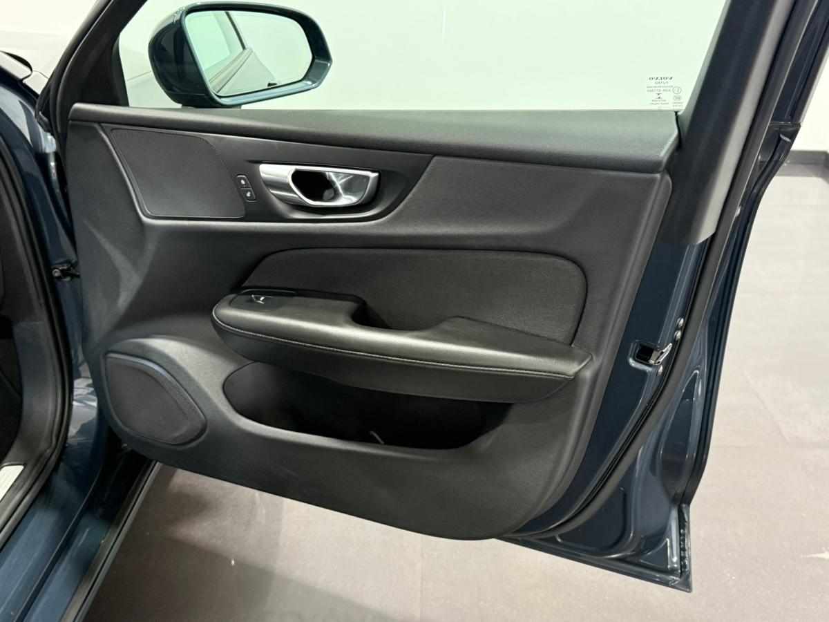 volvo-v60-d3-2-0-awd-2020-diesel-1969cc