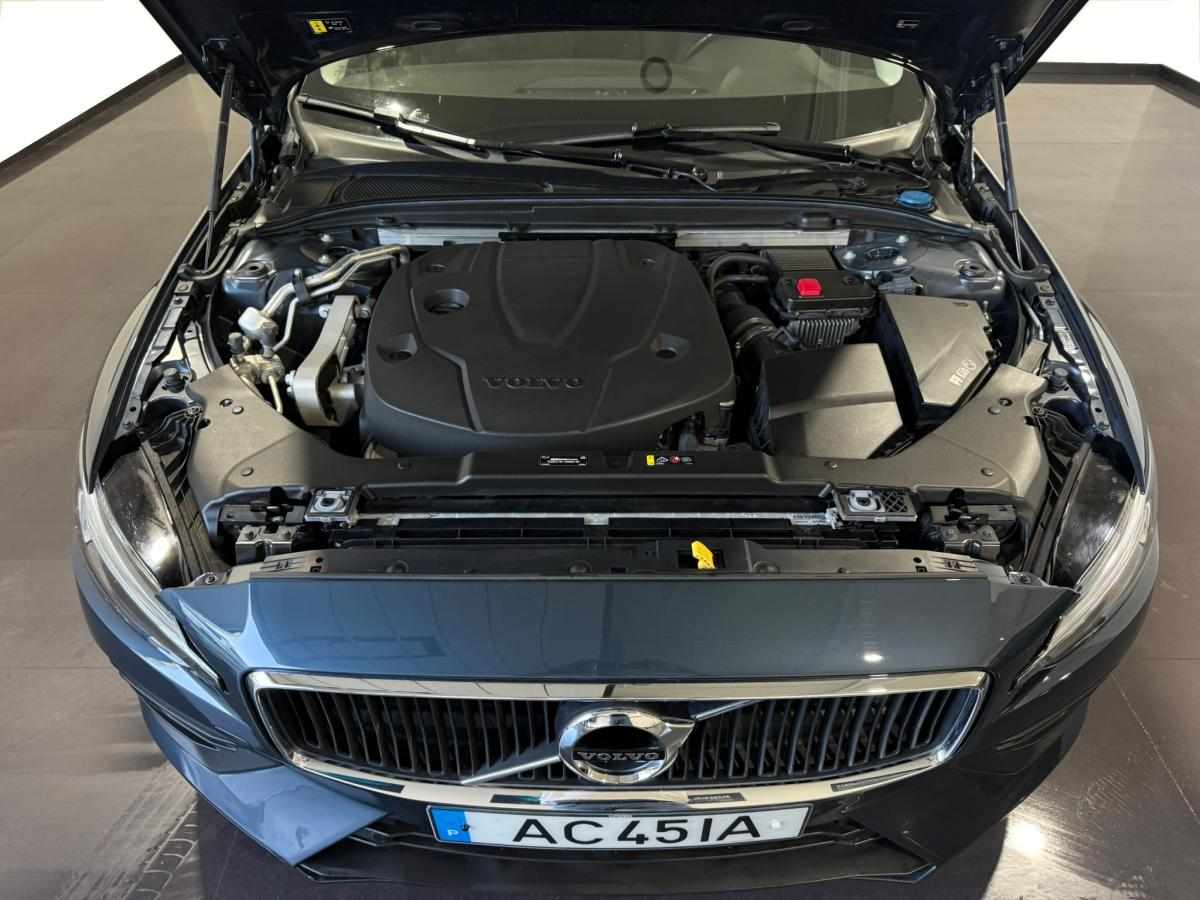 volvo-v60-d3-2-0-awd-2020-diesel-1969cc