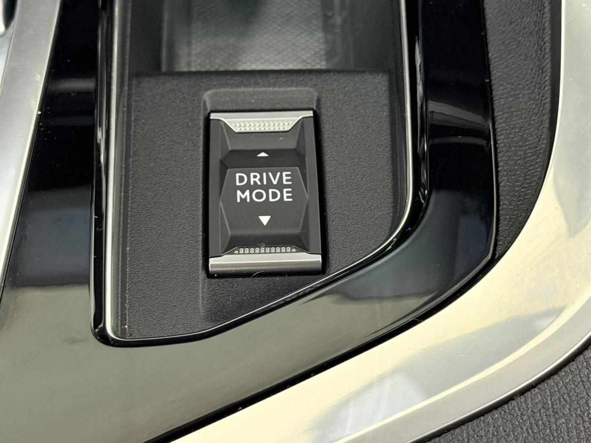 peugeot-3008-1-6-hybrid-11-8-kwh-2023-gasolina-1598cc