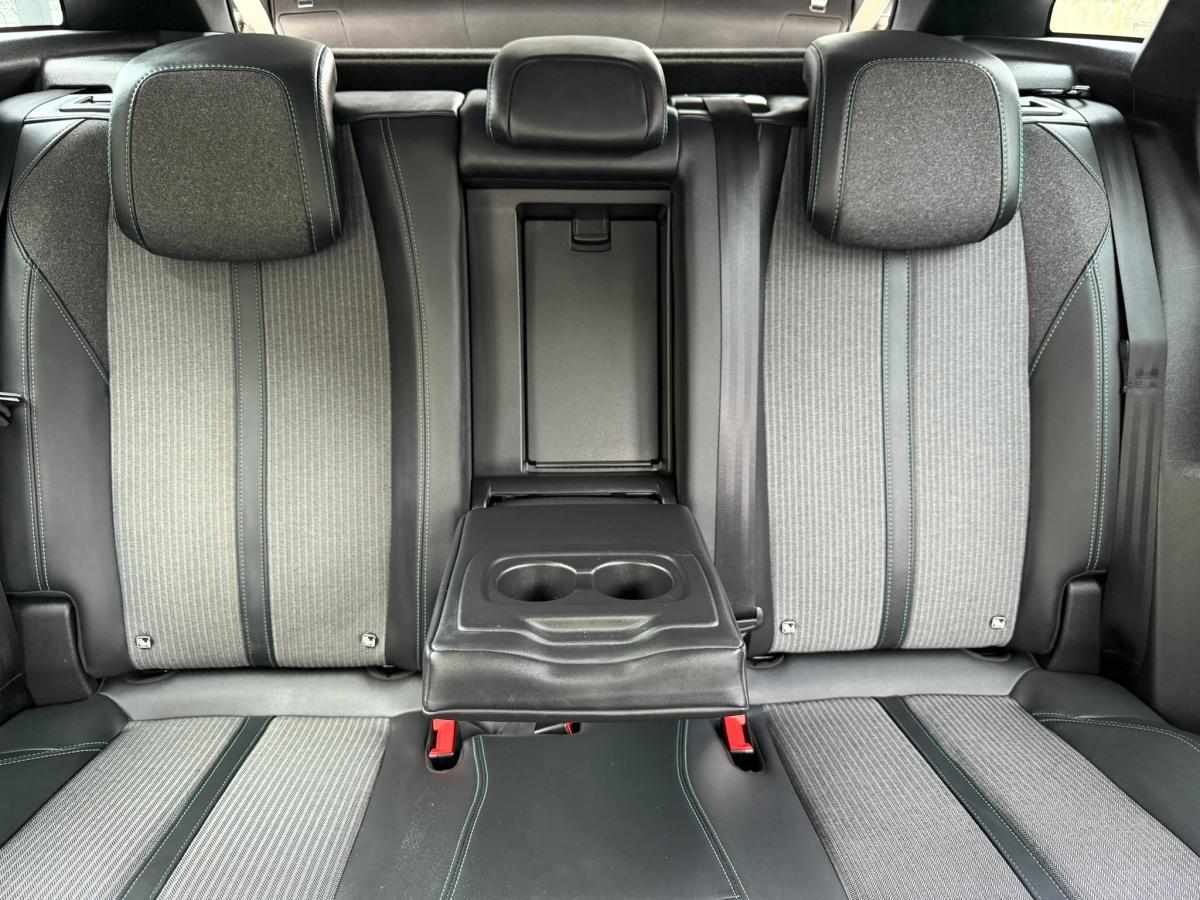 peugeot-3008-1-6-hybrid-11-8-kwh-2023-gasolina-1598cc