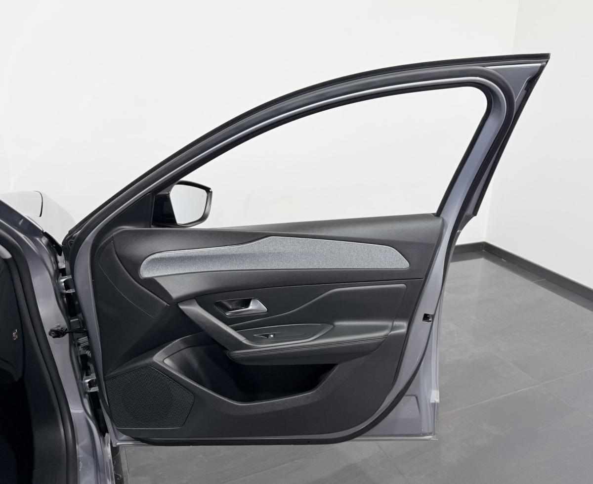 peugeot-308-1-5-bluehdi-2022-diesel-1499cc