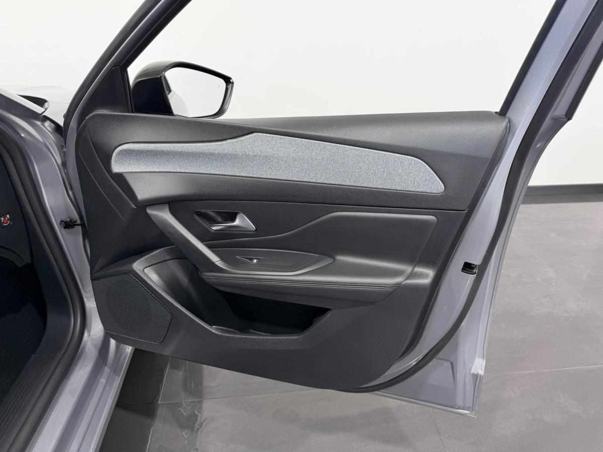 peugeot-308-1-5-bluehdi-2022-diesel-1499cc