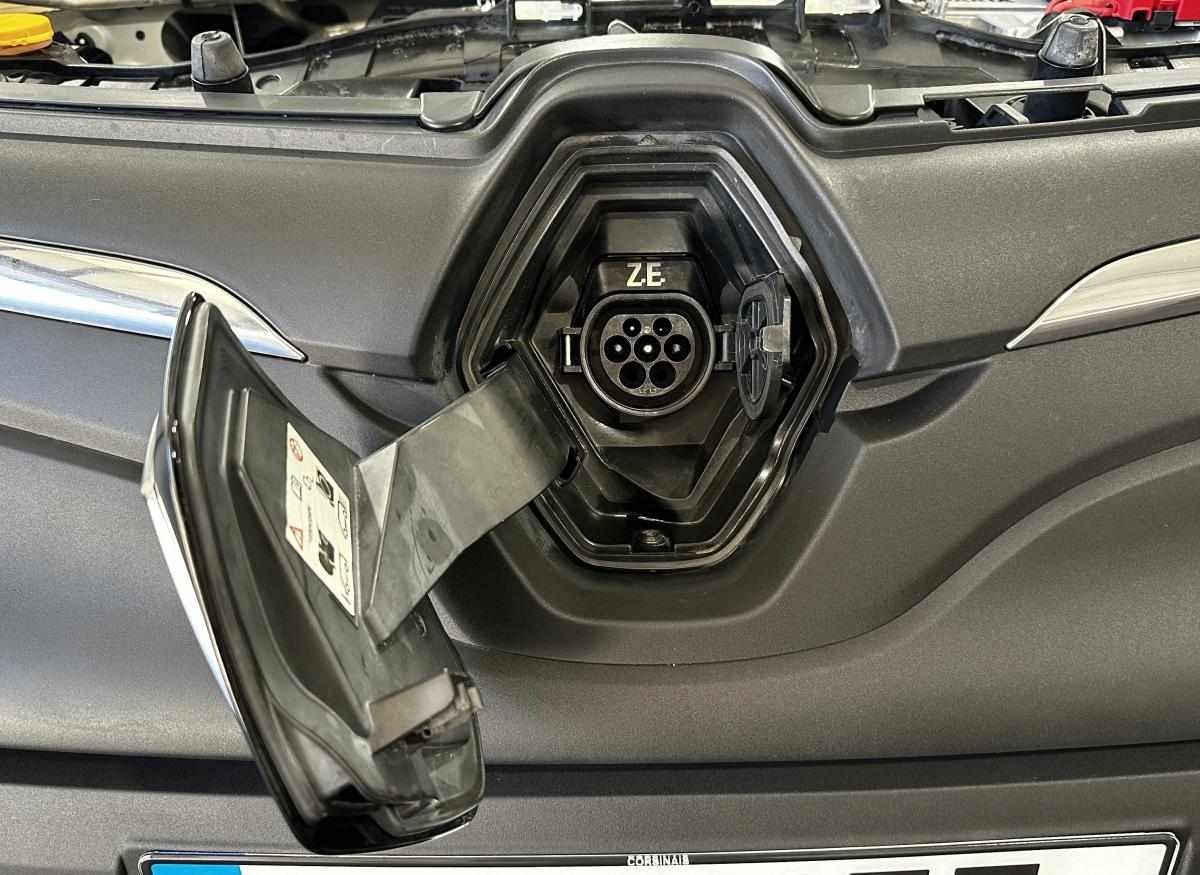 renault-kangoo-22-kwh-2021-eletrico