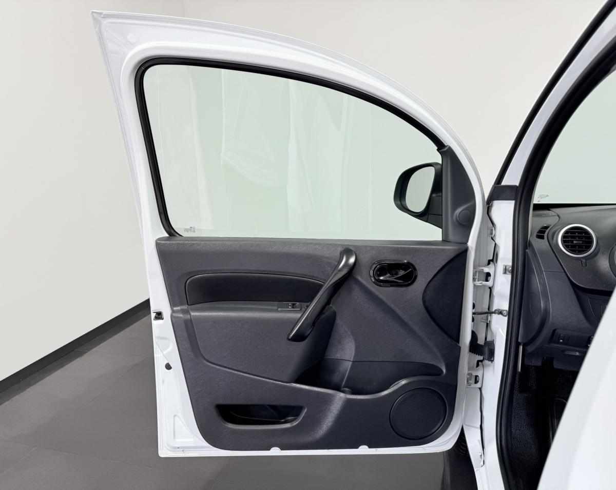 renault-kangoo-22-kwh-2021-eletrico