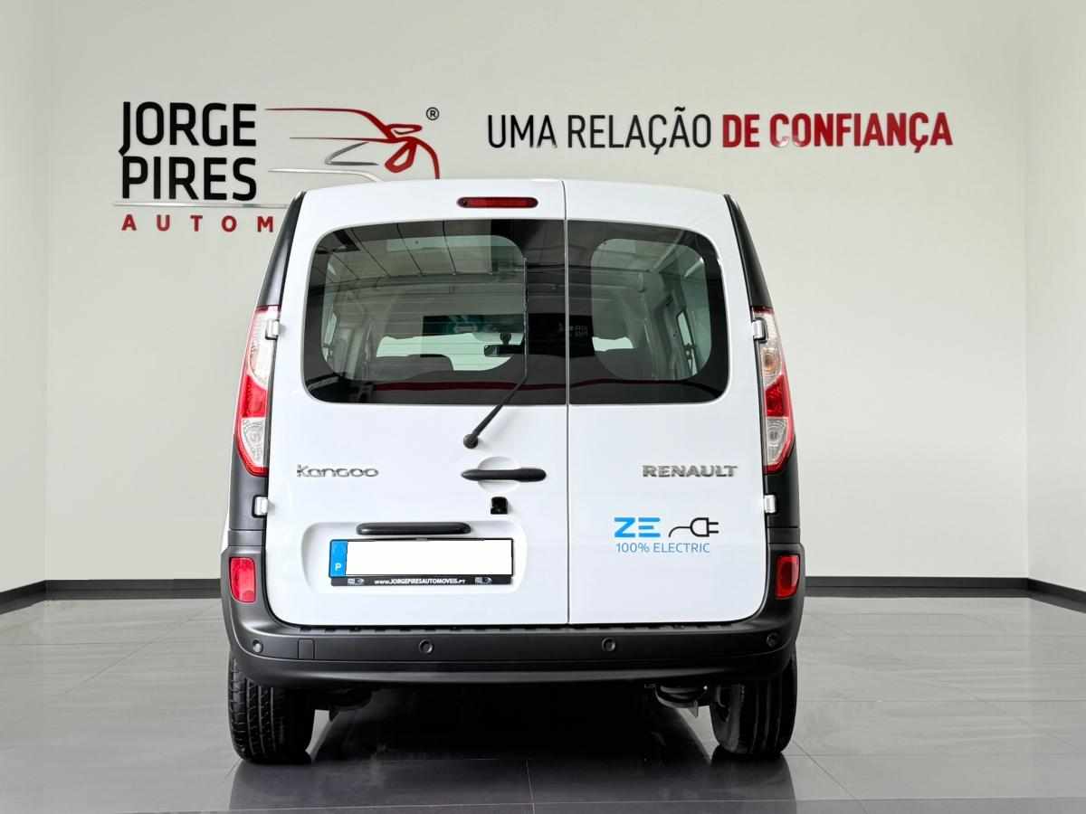 renault-kangoo-22-kwh-2021-eletrico