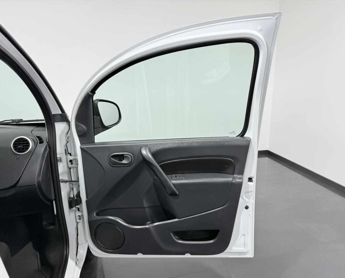 renault-kangoo-22-kwh-2021-eletrico