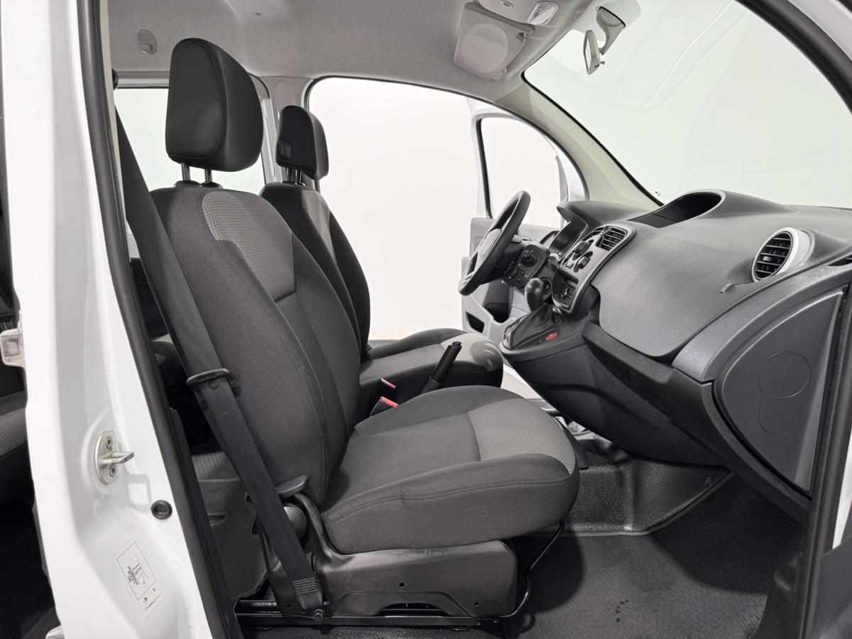 renault-kangoo-22-kwh-2021-eletrico