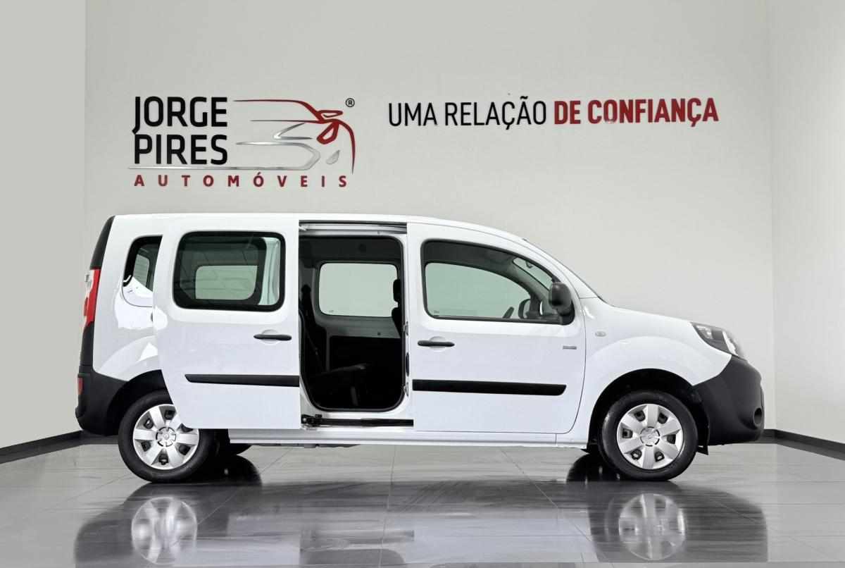 renault-kangoo-22-kwh-2021-eletrico