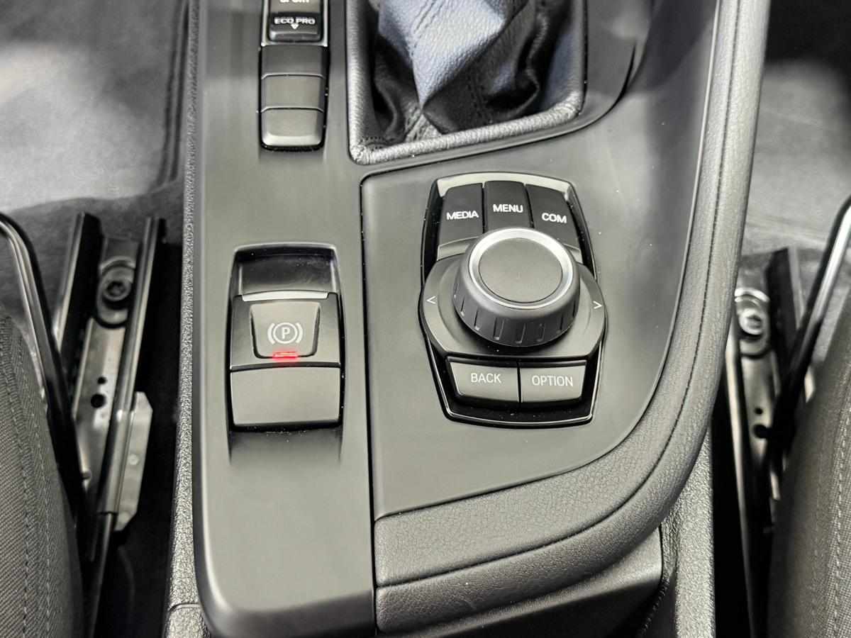 bmw-x1-sdrive16d-2022-diesel-1496cc