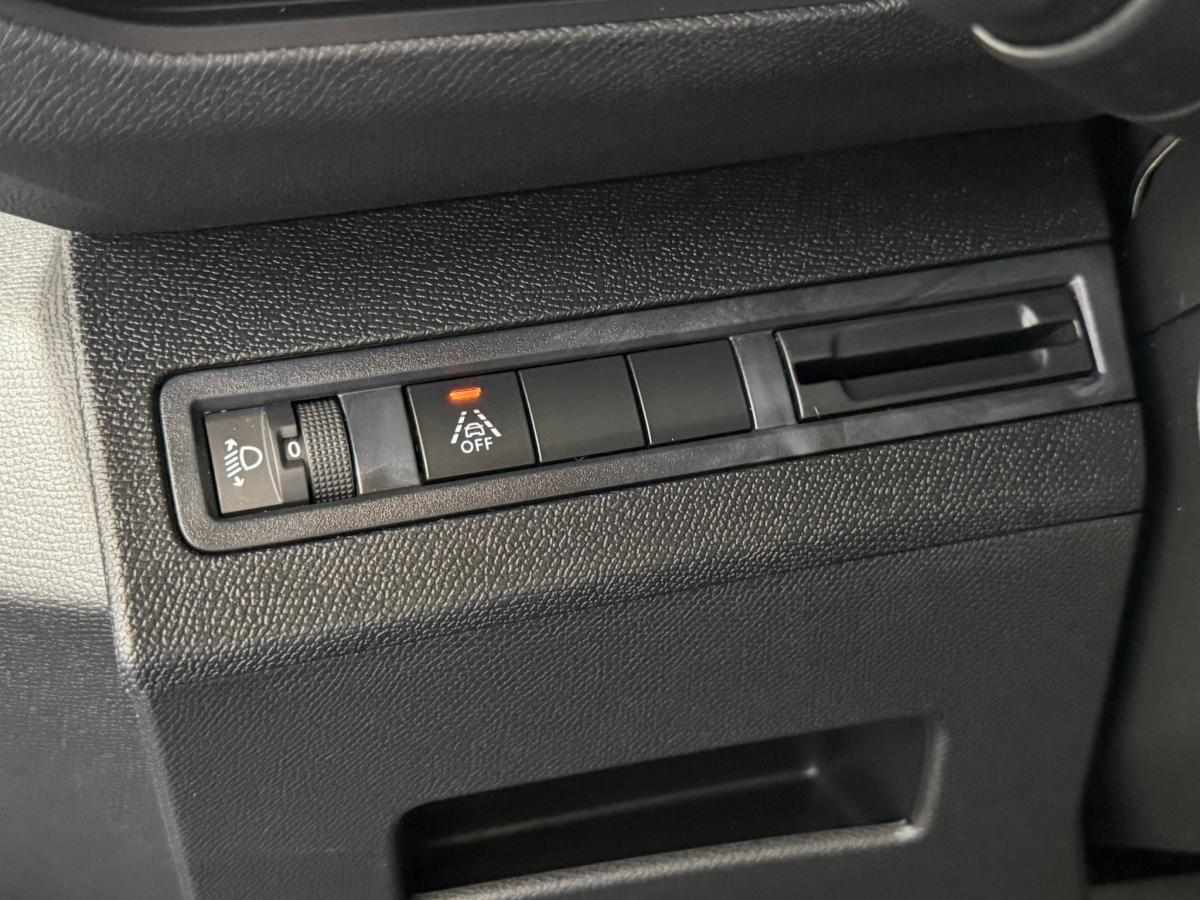 peugeot-3008-1-5-bluehdi-2021-diesel-1499cc