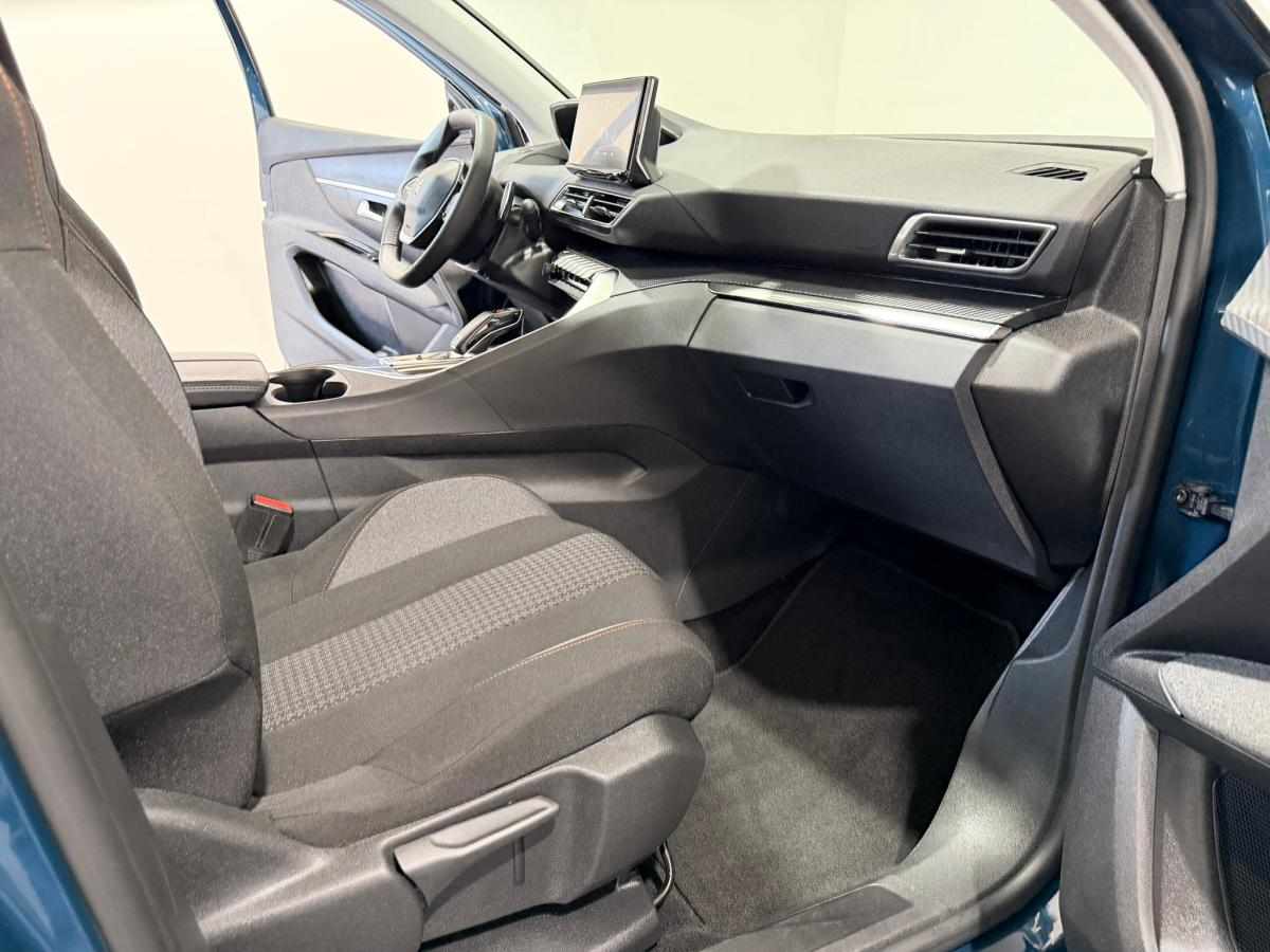 peugeot-5008-1-5-bluehdi-2022-diesel-1499cc