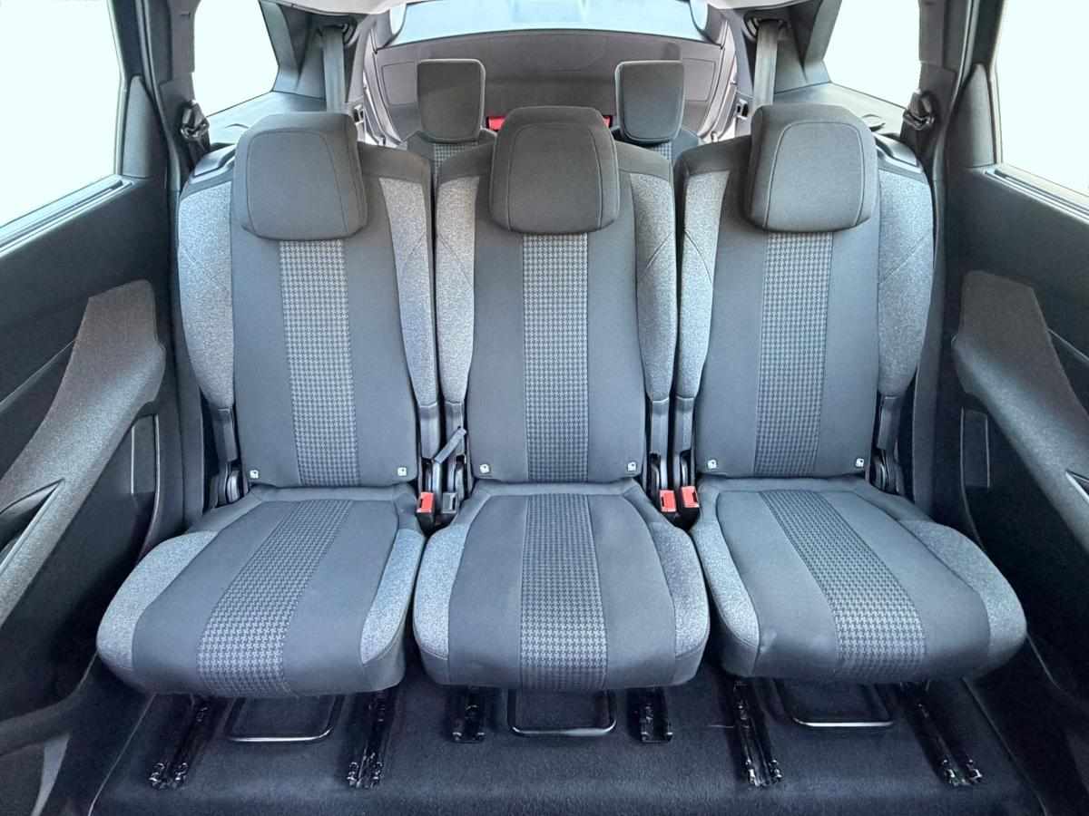 peugeot-5008-1-5-bluehdi-2022-diesel-1499cc