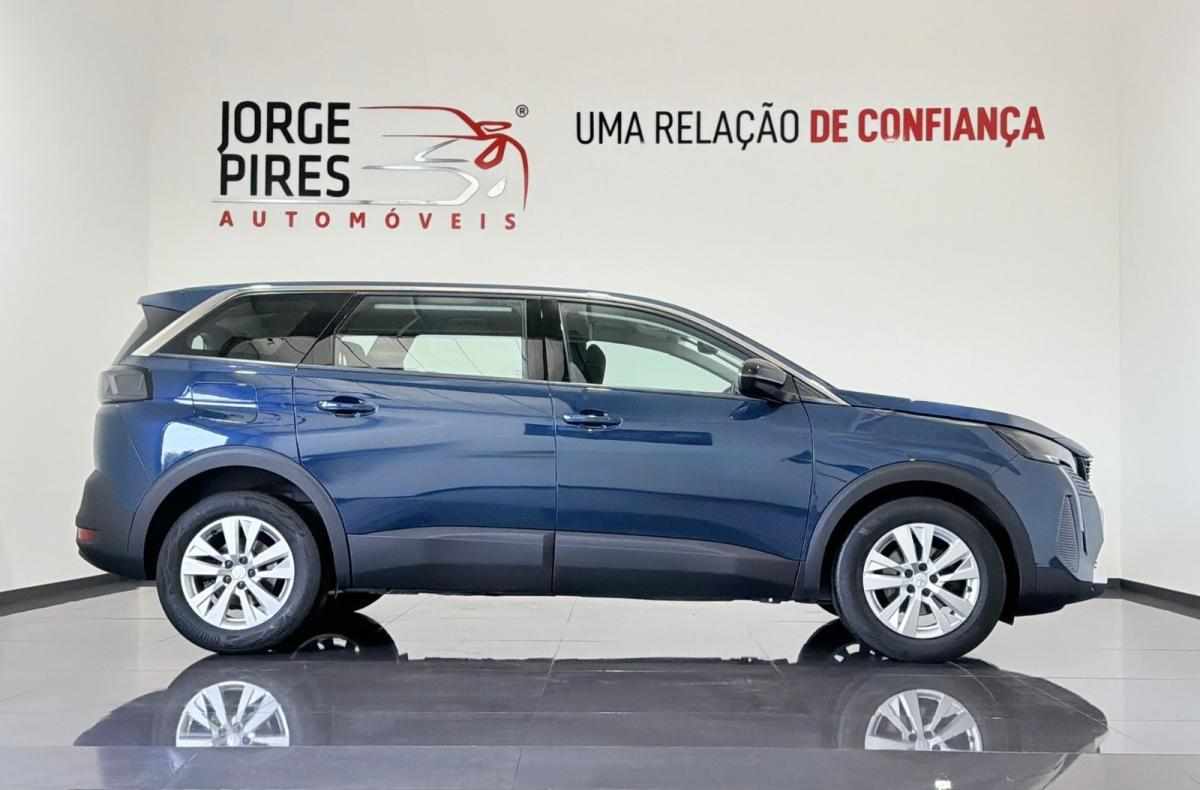 peugeot-5008-1-5-bluehdi-2022-diesel-1499cc