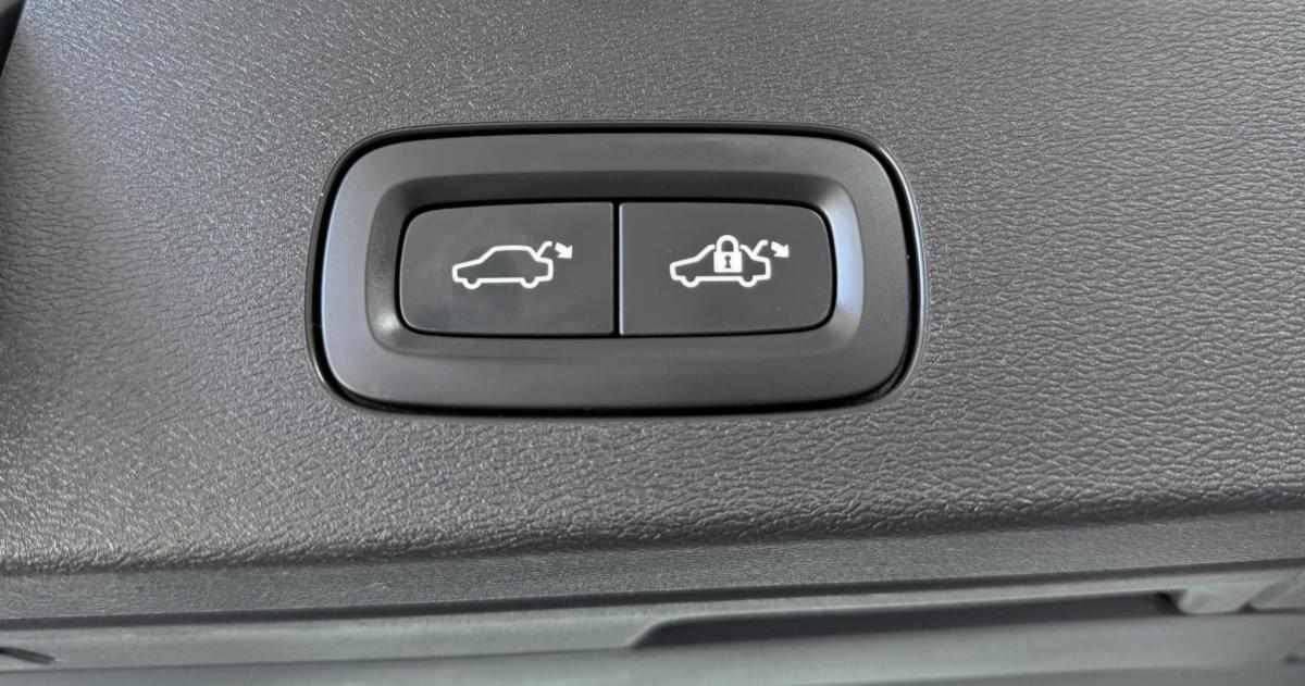 volvo-v60-t6-twin-engine-awd-2021-gasolina-1969cc
