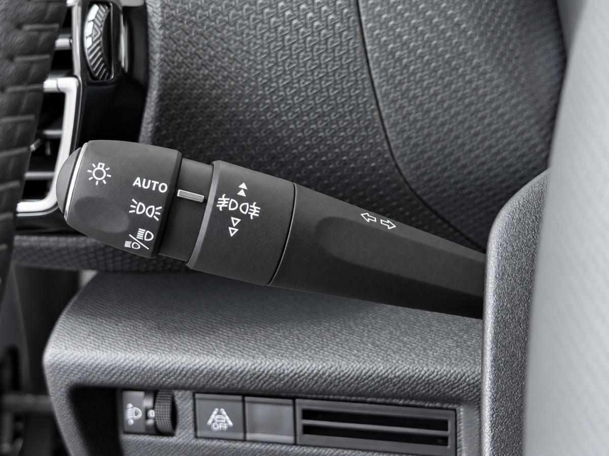 citroen-c4-1-5-bluehdi-2022-diesel-1499cc
