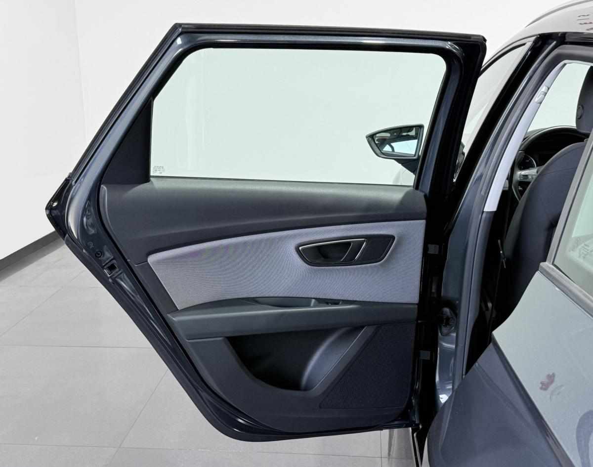 seat-leon-1-6-tdi-2020-diesel-1598cc