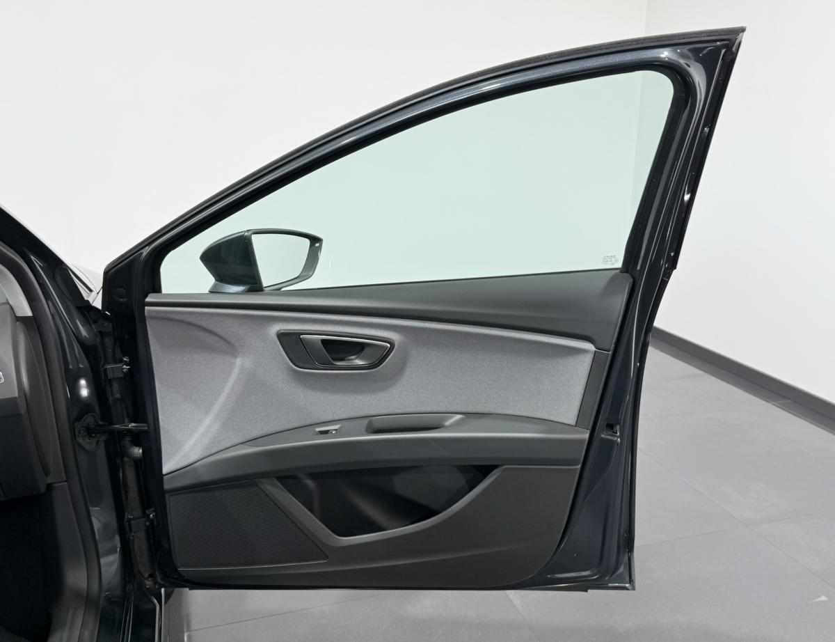 seat-leon-1-6-tdi-2020-diesel-1598cc