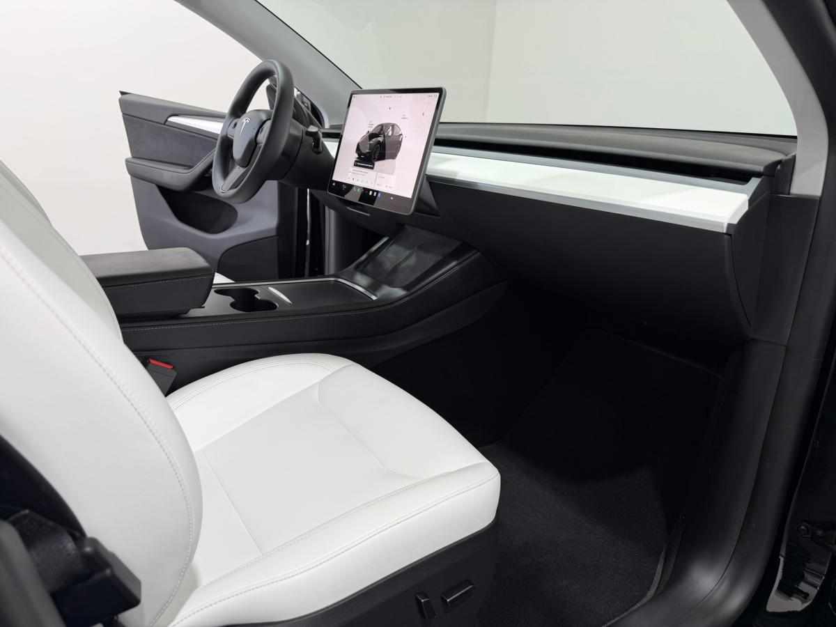 tesla-model-y-performance-2024-eletrico
