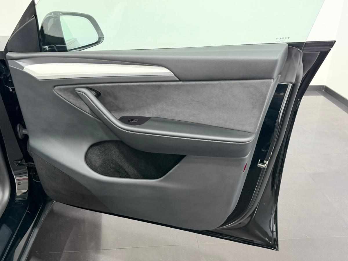 tesla-model-y-performance-2024-eletrico